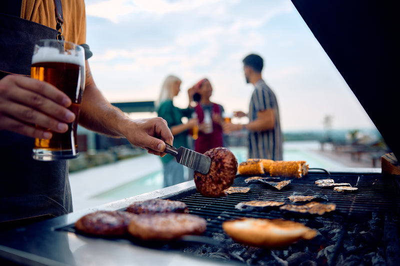 Feeding 4–8 people easily